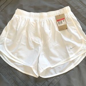 Nike Women’s Tempo Shorts